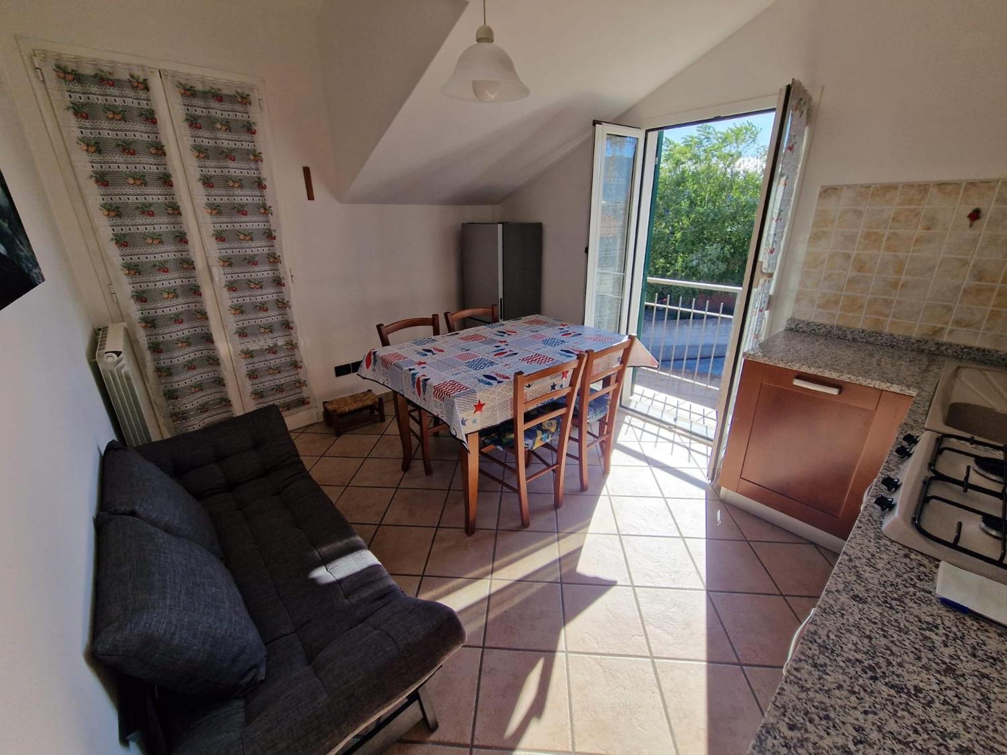 Palm House Apartment Albenga Bagian luar foto